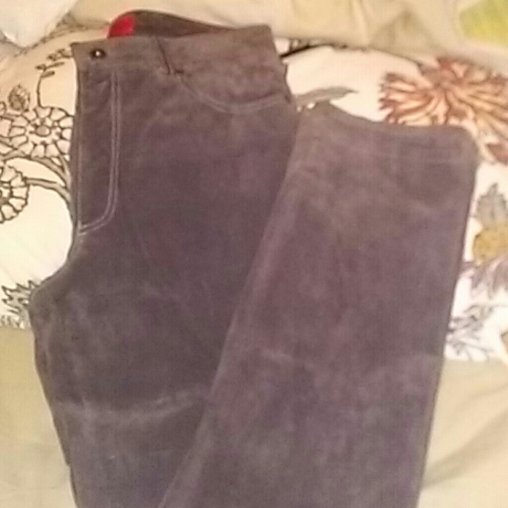 Pants - Picture 3 of 4